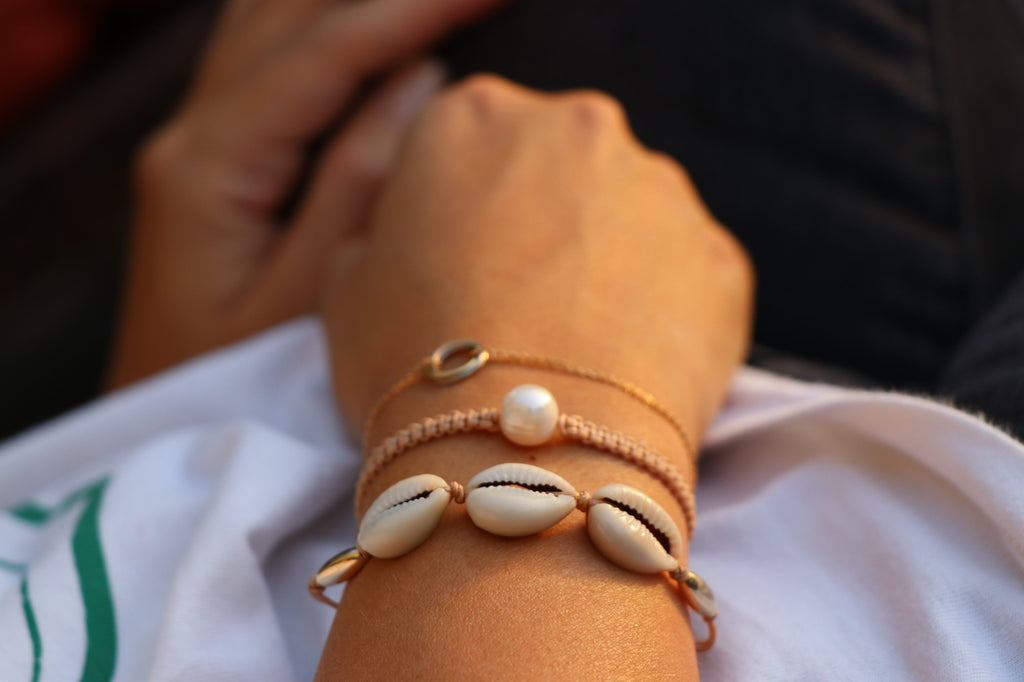 Moon Friendship Bracelet - Pearl